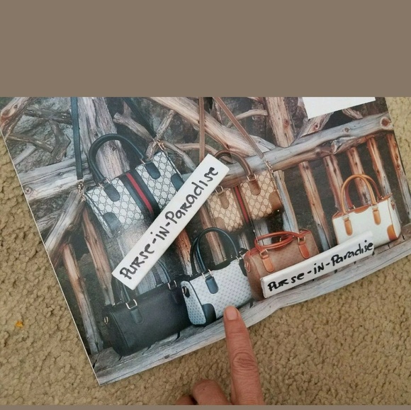 Authentic Vintage Gucci Classic Satchel handbag - Picture 2 of 4